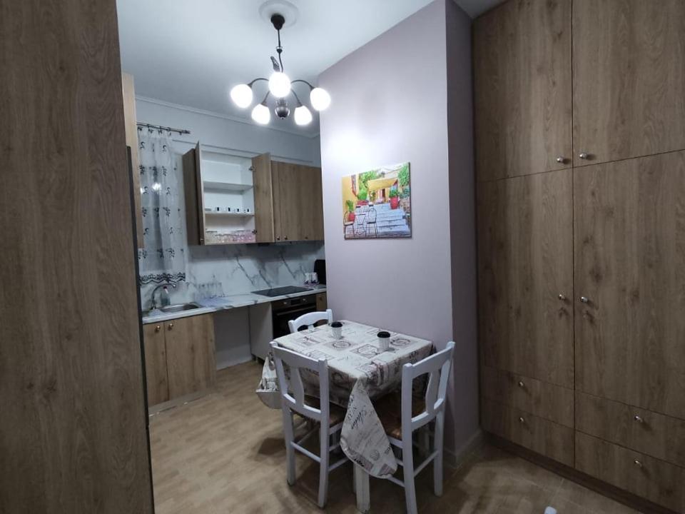 Center Of Athens Modern Apartment מראה חיצוני תמונה