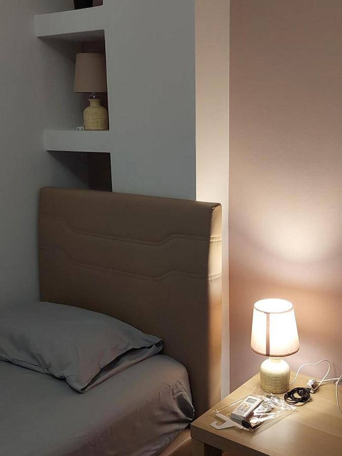Center Of Athens Modern Apartment מראה חיצוני תמונה